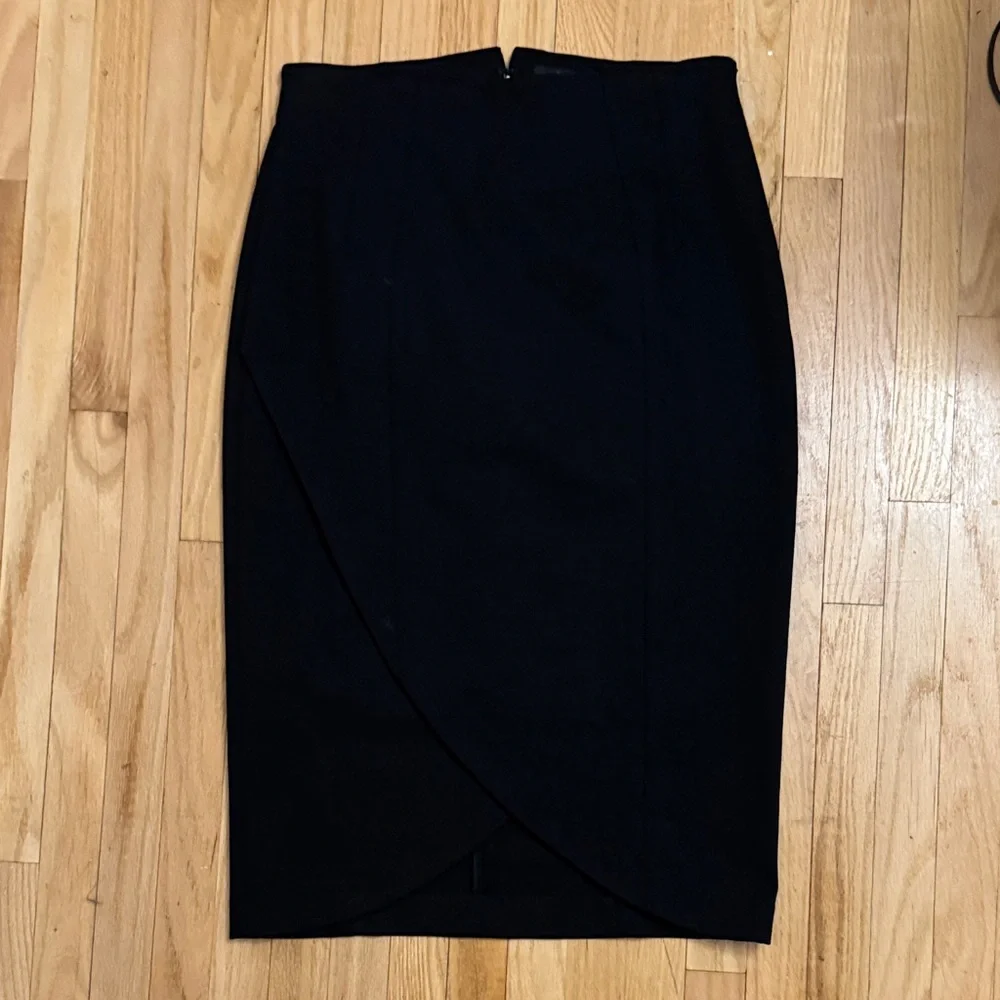NWT Project Gravitas - Elegant Black Pencil Skirt - Size 12